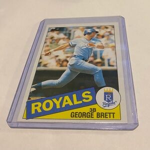 George Brett 1985 Topps Baseball Card # 100 Kansas City Royals Vintage